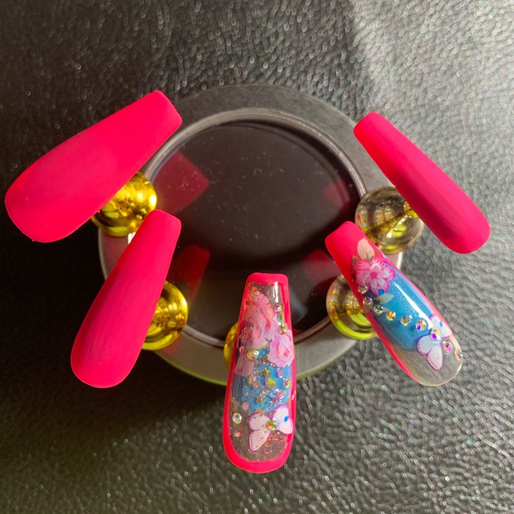 Press-on Nails custom made